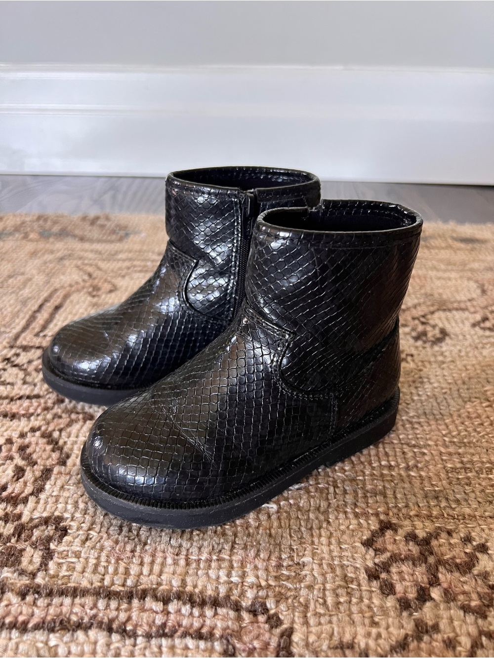 Zara Toddler Girls Black Faux-Snakeskin Booties Size Eur 23